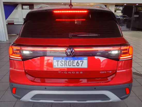 VOLKSWAGEN-T-CROSS-2025
