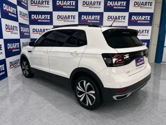 VOLKSWAGEN-T-CROSS-1.4 250 TSI TOTAL FLEX HIGHLINE AUTOMÁTICO VOLKSWAGEN-T-CROSS-2019