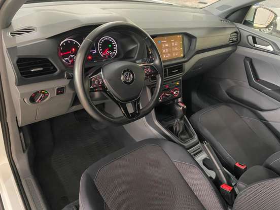 VOLKSWAGEN-T-CROSS-1.0 200 TSI TOTAL FLEX AUTOMÁTICO VOLKSWAGEN-T-CROSS-2021