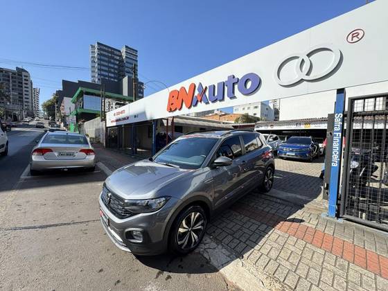 VOLKSWAGEN T-CROSS 1.0 200 TSI TOTAL FLEX COMFORTLINE AUTOMÁTICO