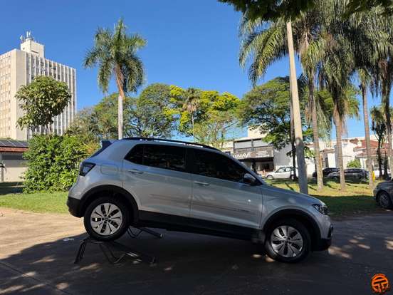 VOLKSWAGEN-T-CROSS-2022