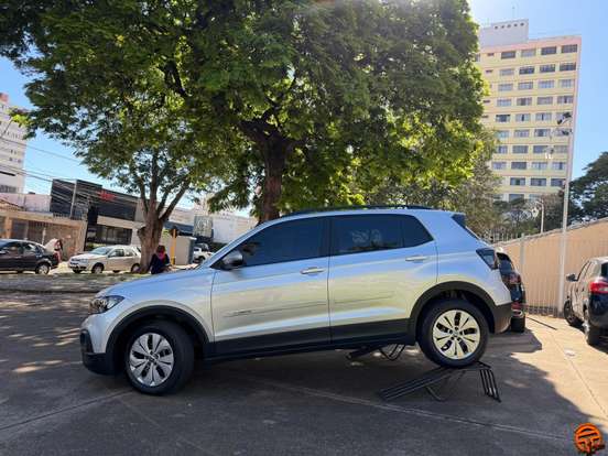 VOLKSWAGEN-T-CROSS-2022