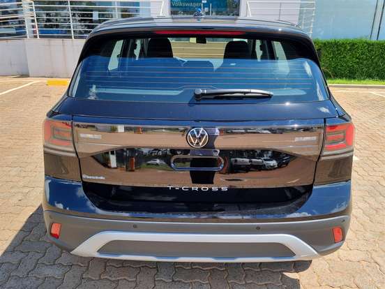 VOLKSWAGEN-T-CROSS-2026