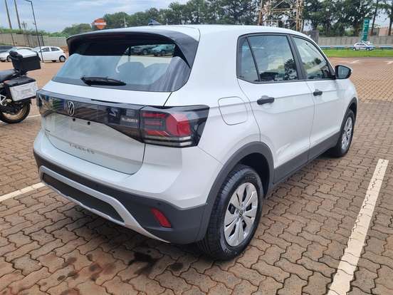 VOLKSWAGEN-T-CROSS-2026