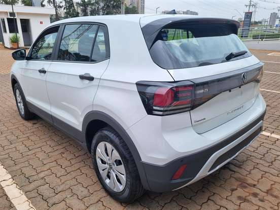 VOLKSWAGEN-T-CROSS-2026
