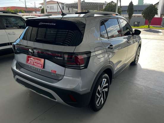 VOLKSWAGEN-T-CROSS-2025