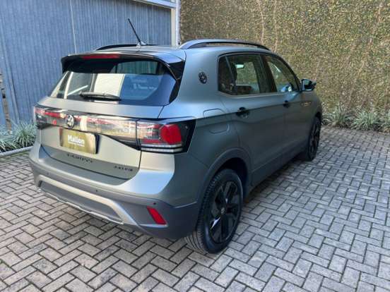 VOLKSWAGEN-T-CROSS-2025