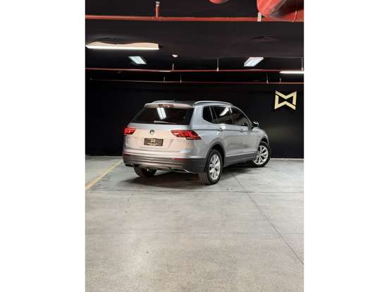 VOLKSWAGEN-TIGUAN-2019