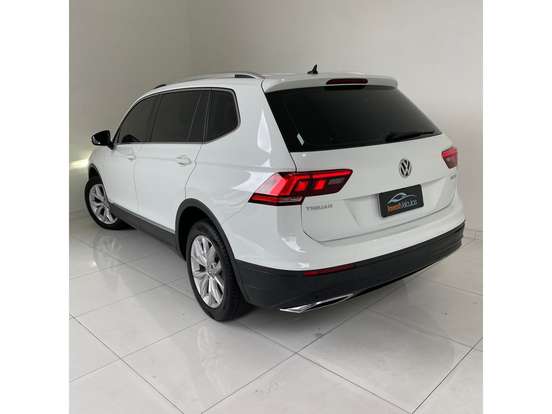 VOLKSWAGEN-TIGUAN-2019