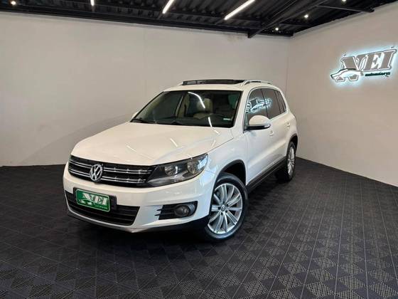 VOLKSWAGEN TIGUAN 2.0 TSI 16V TURBO GASOLINA 4P TIPTRONIC