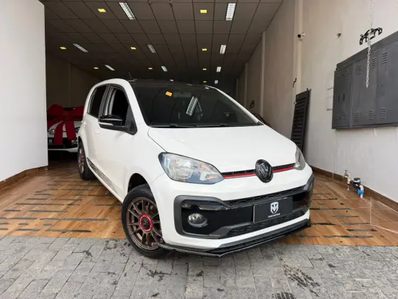 VOLKSWAGEN UP 1.0 170 TSI TOTAL FLEX CONNECT 4P MANUAL