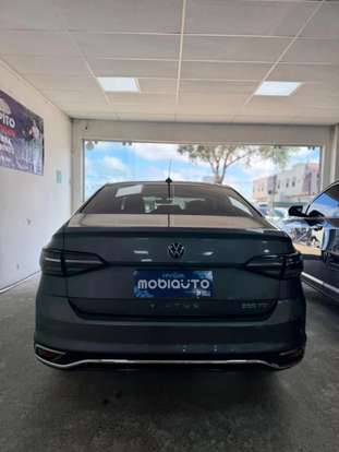 VOLKSWAGEN-VIRTUS-2023