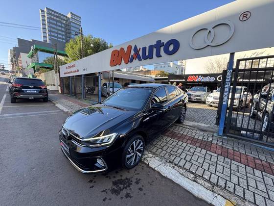 VOLKSWAGEN VIRTUS 1.0 200 TSI HIGHLINE AUTOMÁTICO