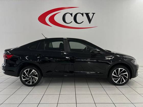 VOLKSWAGEN VIRTUS 1.0 200 TSI HIGHLINE AUTOMÁTICO