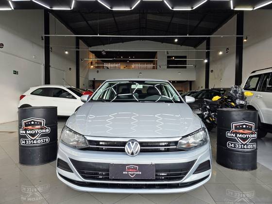 VOLKSWAGEN VIRTUS 1.6 MSI TOTAL FLEX AUTOMÁTICO