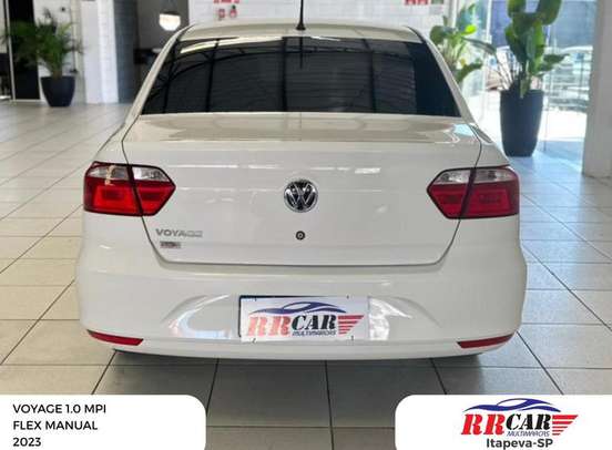 VOLKSWAGEN-VOYAGE-2022