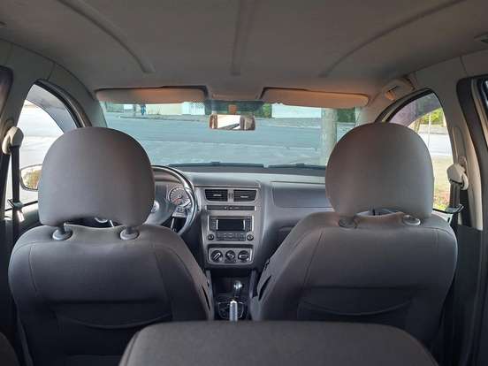 VOLKSWAGEN-CROSSFOX-1.6 MI FLEX 8V 4P AUTOMATIZADO VOLKSWAGEN-CROSSFOX-2013