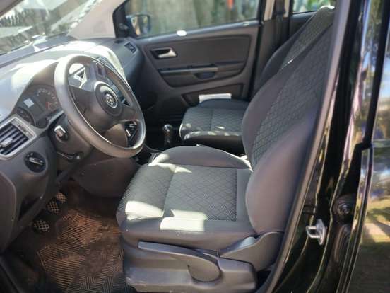 VOLKSWAGEN-FOX-1.0 MI TRENDLINE 8V FLEX 4P MANUAL VOLKSWAGEN-FOX-2015