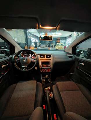VOLKSWAGEN-FOX-2013