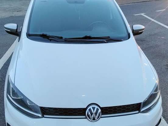 VOLKSWAGEN-FOX-1.6 MI ROCK IN RIO 8V FLEX 4P MANUAL VOLKSWAGEN-FOX-2015
