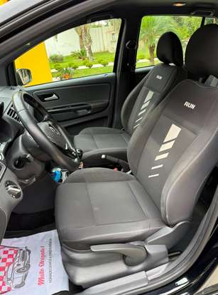 VOLKSWAGEN-FOX-2016