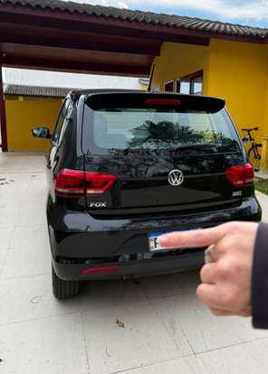 VOLKSWAGEN-FOX-2016