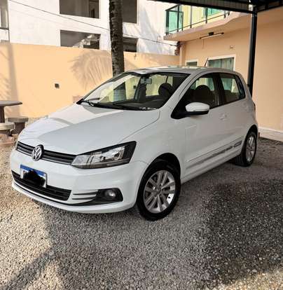 VOLKSWAGEN-FOX-1.6 MSI TOTAL FLEX CONNECT 4P MANUAL VOLKSWAGEN-FOX-2021