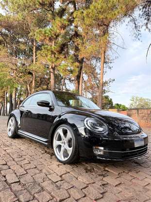 VOLKSWAGEN-FUSCA-2014