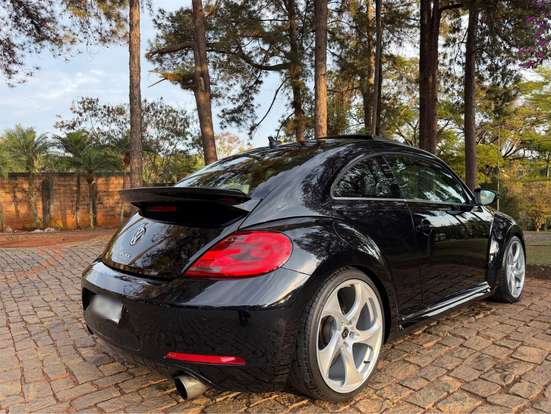 VOLKSWAGEN-FUSCA-2014