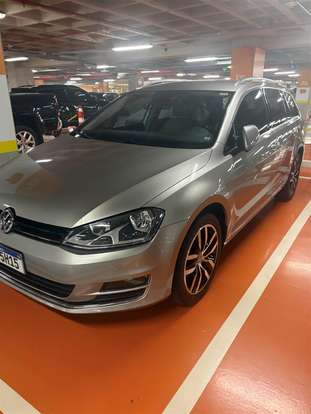 VOLKSWAGEN-GOLF-2017