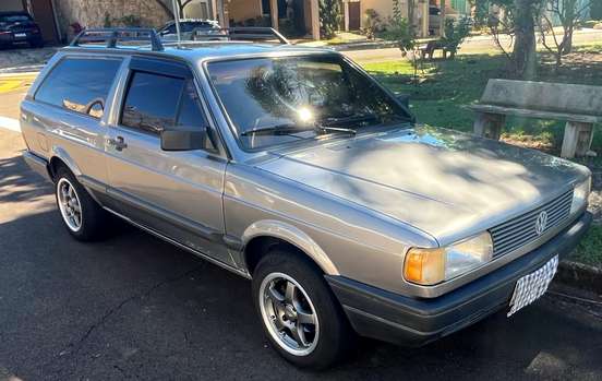 VOLKSWAGEN-PARATI-1995