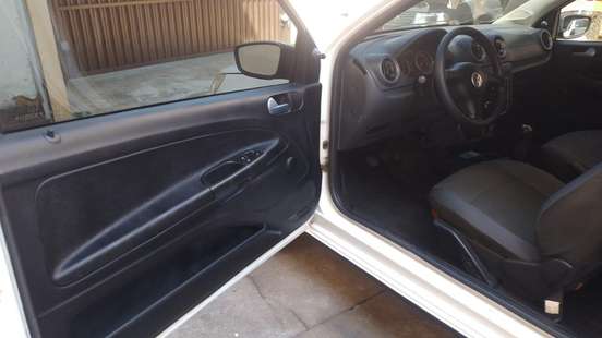 VOLKSWAGEN-SAVEIRO-2011