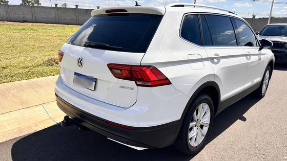 VOLKSWAGEN TIGUAN 1.4 250 TSI TOTAL FLEX ALLSPACE COMFORTLINE TIPTRONIC