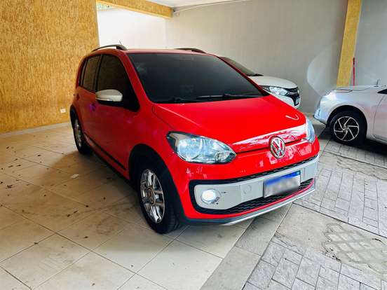 VOLKSWAGEN-UP-2015