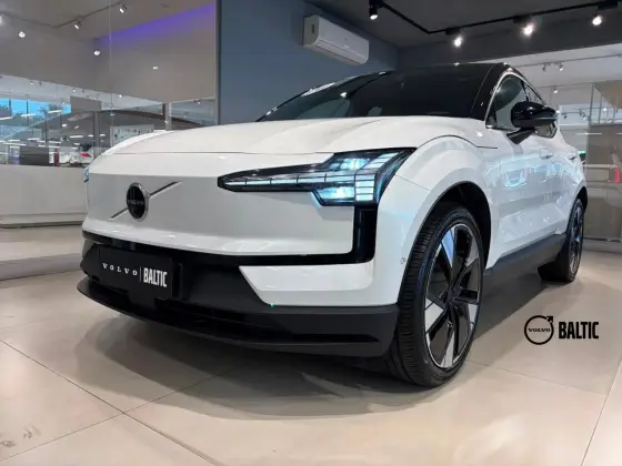 VOLVO EX30 69 KW ELÉTRICO ULTRA