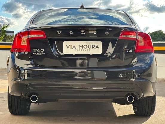 VOLVO-S60-2.0 T4 KINETIC GASOLINA 4P AUTOMÁTICO VOLVO-S60-2016