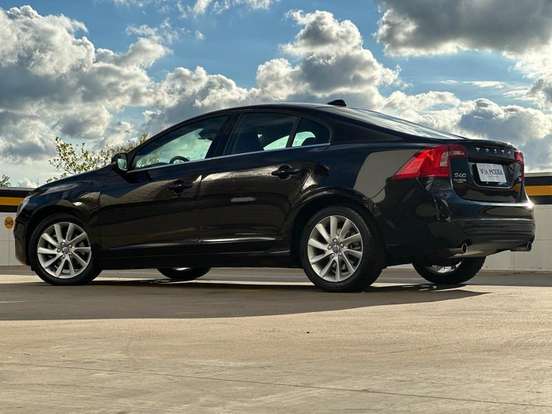 VOLVO-S60-2.0 T4 KINETIC GASOLINA 4P AUTOMÁTICO VOLVO-S60-2016