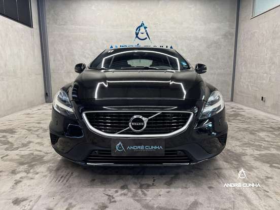 VOLVO-V40-2.0 T5 R-DESIGN GASOLINA 4P AUTOMÁTICO VOLVO-V40-2017