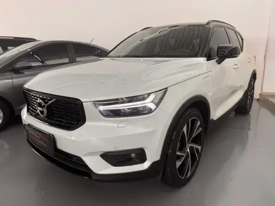 VOLVO-XC40-1.5 T5 RECHARGE R-DESIGN GEARTRONIC VOLVO-XC40-2020