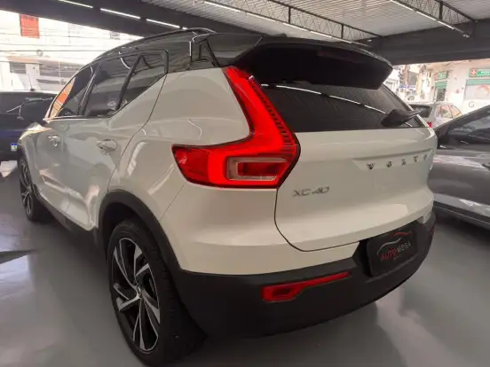 VOLVO-XC40-1.5 T5 RECHARGE R-DESIGN GEARTRONIC VOLVO-XC40-2020