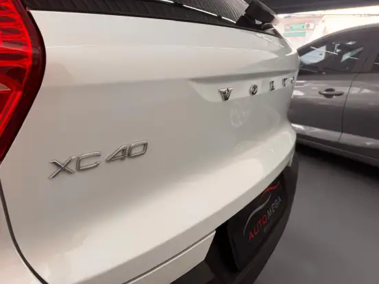 VOLVO-XC40-1.5 T5 RECHARGE R-DESIGN GEARTRONIC VOLVO-XC40-2020