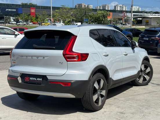VOLVO-XC40-2.0 T4 GASOLINA MOMENTUM GEARTRONIC VOLVO-XC40-2020