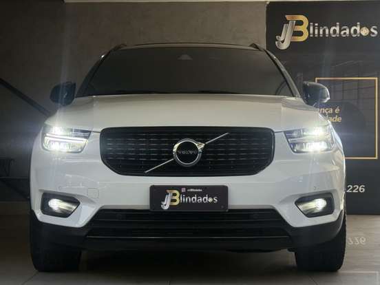 VOLVO-XC40-2.0 T5 GASOLINA R-DESIGN AWD GEARTRONIC VOLVO-XC40-2019