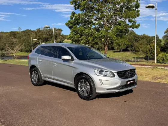 VOLVO XC60 2.0 T5 DYNAMIC FWD TURBO GASOLINA 4P AUTOMÁTICO