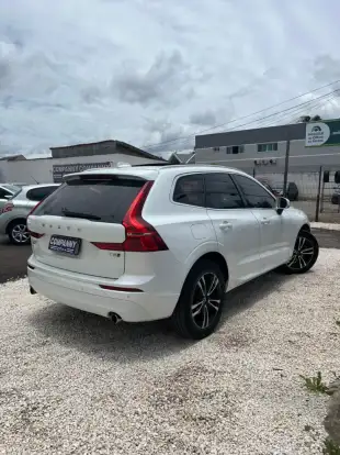 VOLVO-XC60-2.0 T5 GASOLINA MOMENTUM AWD GEARTRONIC VOLVO-XC60-2017
