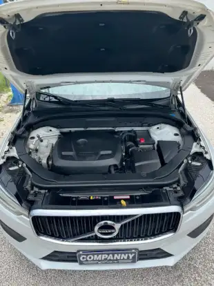VOLVO-XC60-2.0 T5 GASOLINA MOMENTUM AWD GEARTRONIC VOLVO-XC60-2017