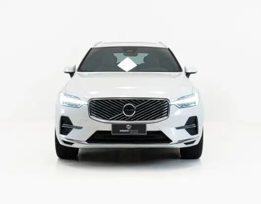 VOLVO-XC60-2025