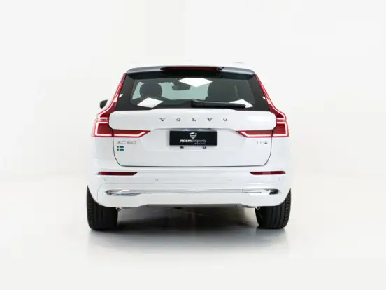 VOLVO-XC60-2.0 T8 PHEV PLUS AWD GEARTRONIC VOLVO-XC60-2025