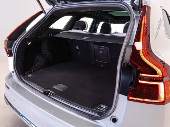 VOLVO-XC60-2.0 T8 PHEV PLUS AWD GEARTRONIC VOLVO-XC60-2025