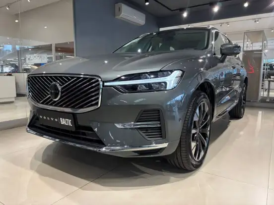 VOLVO-XC60-2025